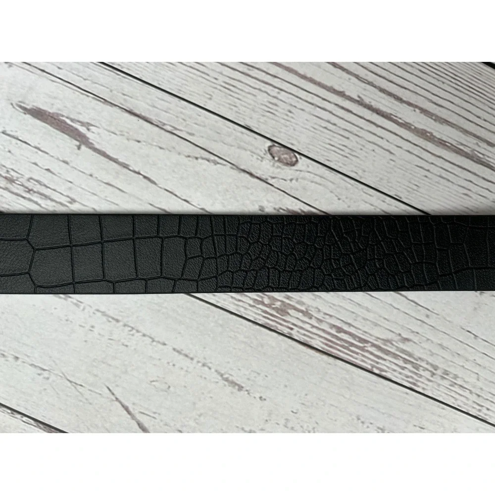 True Religion Mens Black Crocodile‎ Embossed Western Belt Silver Engraved Buckle